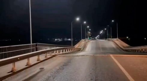 Под Мелитополем взорван мост: движение было остановлено
