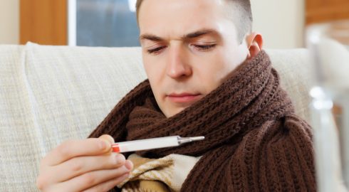 Лечит 7 симптомов ОРВИ и гриппа: эффективное бабушкино средство