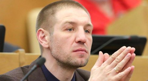 Скандал с участием депутата Дмитрия Пирога: что он отказался оплачивать