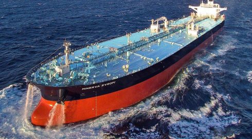 Эксперт прокомментировал меры Евросоюза по борьбе с «серым флотом» России для перевозки нефти