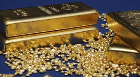 Сенаторы посчитали необоснованным отказ Банка России закупать золото у недропользователей