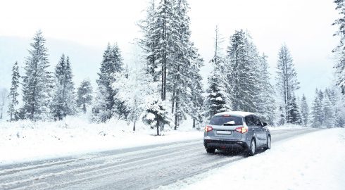 Кто виноват, если автомобиль занесло на дороге зимой: ответ экспертов
