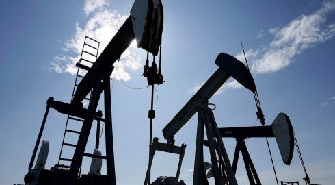 МЭА: предложение нефти будет временно выше спроса в начале 2023 года