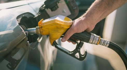 Как с 1 февраля может измениться розничная цена на бензин