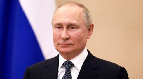 Как президент России Владимир Путин поздравил россиян с Рождеством