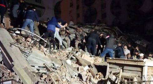 Мощное землетрясение унесло жизни сотни человек в Турции и Сирии