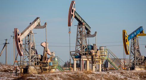 Россия увеличивает объемы добычи нефти