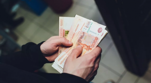 Штрафы, которые можно оплатить со скидкой 50%: россиянам напомнили о новых правилах