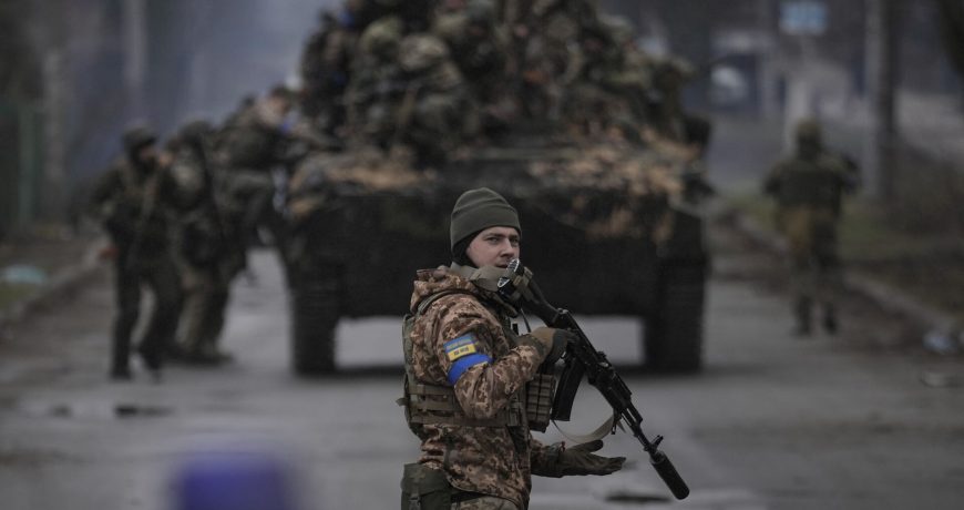 В офисе Зеленского заявили о нехватке вооружения для «контрнаступа»