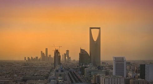 По примеру России: Саудовская Аравия отказалась продавать нефть с ценовым потолком