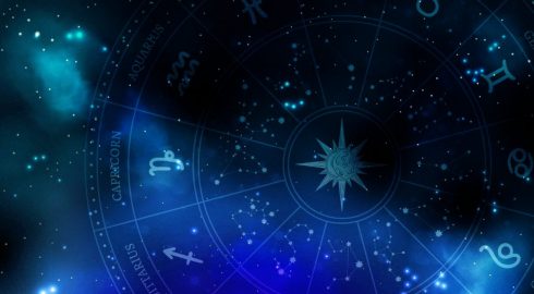Звезда «Битвы экстрасенсов» Николь Кузнецова представила гороскоп для всех знаков зодиака