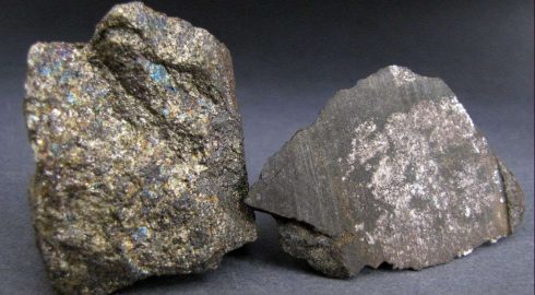 Bloomberg: Лондонская биржа металлов выявила на складе мешки с камнями вместо никеля
