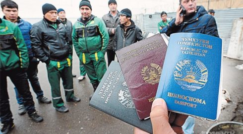 В МВД допустили возможность ужесточения краткосрочного пребывания мигрантов в РФ