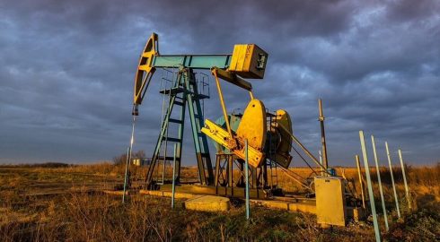 Добыча сланцевой нефти в США в апреле должна достигнуть рекордных показателей