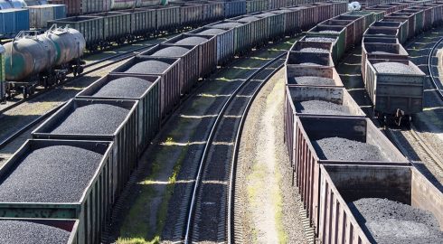 Кузбасс отправил на Дальний Восток миллионы тонн угля