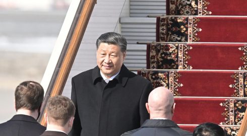 Лидер КНР Си Цзиньпин прибыл в Москву: чего ждет весь мир от его встречи с Владимиром Путиным