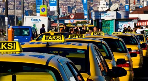Жесткие правила: подробности нового закона о такси с 1 сентября 2023 года