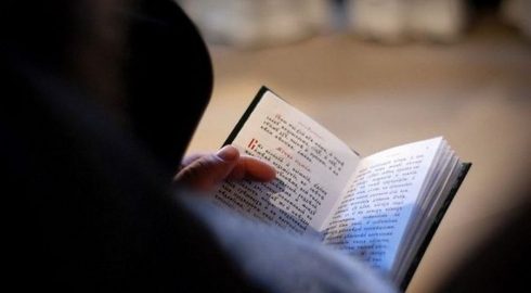 Какие читаются молитвы в день Николая Угодника