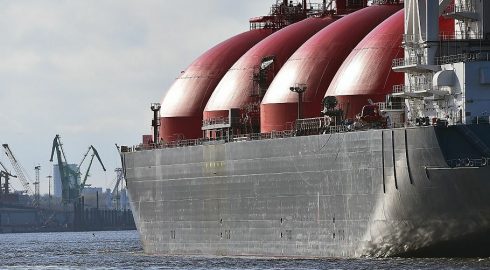 Ситуация в Красном море ведет к задержкам поставок газа из Катара в Европу