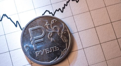 Новая траектория для рубля и доллара: чего ждут от курсов в конце мая 2023 года