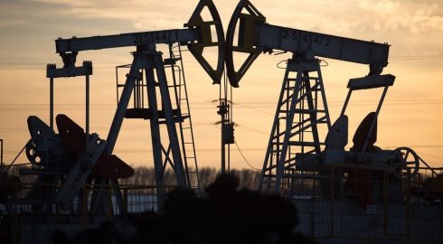 Неожиданное сокращение запасов в США привело к росту цен на нефть