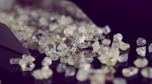 Ситуация на рынке алмазов: цены на минимумах и влияние санкций на АЛРОСА