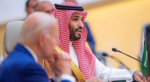 Можем изменить: Саудовская Аравия предупредила США о «новых отношениях»