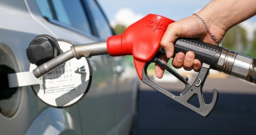 Власти требуют от нефтяных компаний увеличить поставки бензина на внутренний рынок