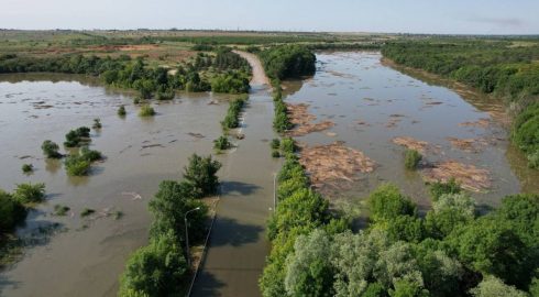 «Навредили Европе»: воду из Каховского водохранилища несет к Румынии и Болгарии