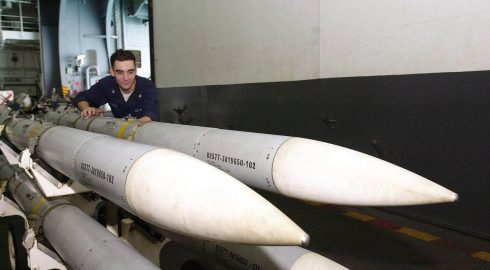 Канада решает передать списанные ракеты 70-х годов Украине вместо утилизации