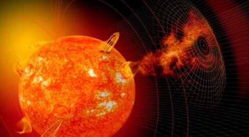 Мощный взрыв на Солнце привел к временным сбоям в работе радио и связи в США