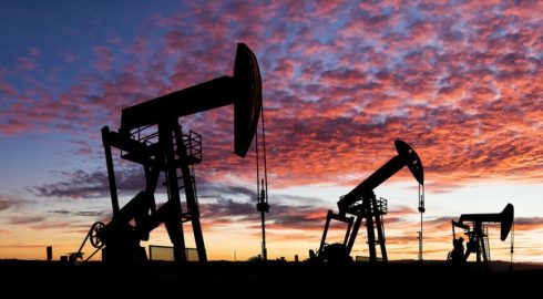 Разошлись во мнениях: нефтяные прогнозы ОПЕК и МЭА показывают рекордные отличия