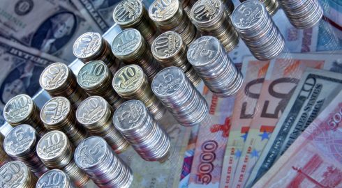 Разблокировка счетов нерезидентов, переводной рубль и курс валют: новости на 31 августа 2023 года