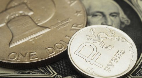 «Бойкот» доллару и евро в банкоматах, перспективы цифрового рубля и курс валют: новости на 25 июля 2023 года