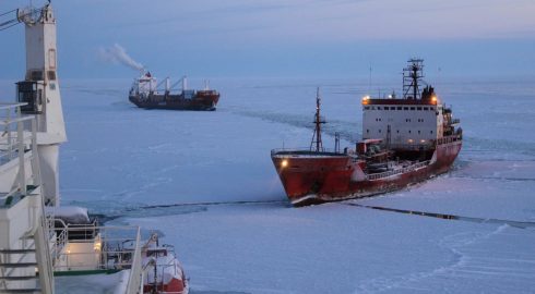 Исторический закон о северном завозе: гарантия регулярного снабжения Арктики жизненно важными грузами