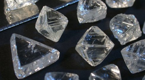 Россия сократила экспорт необработанных алмазов