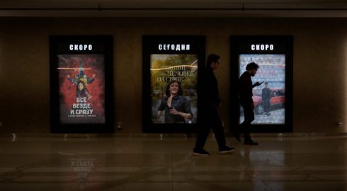 Санкции не мешают: какие западные фильмы покажут в кинотеатрах России