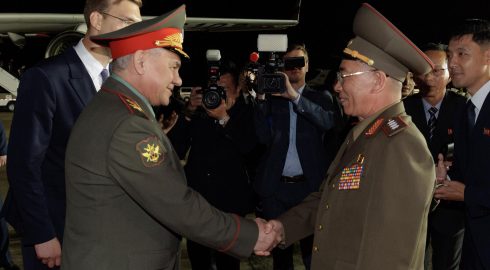 Сергей Шойгу встретился с Ким Чен Ыном: какое оружие показали российскому министру