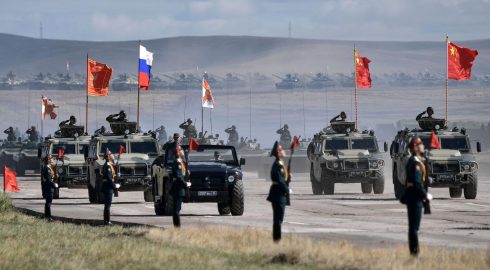 Достойный ответ НАТО: Китай и Россия проведут совместные учения