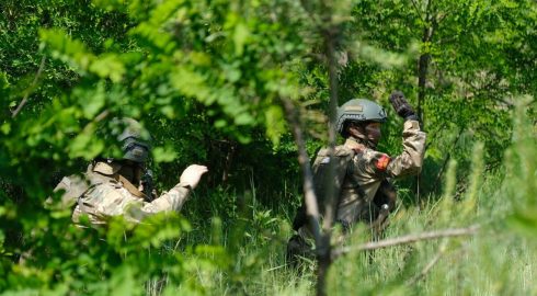 Не могут удержать Крынки: почему ВСУ теряют позиции на левом берегу Днепра