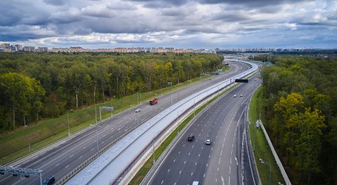 На российских платных дорогах появится новая разметка для соблюдения дистанции