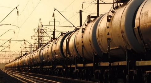 Нефтяники хотят больше железнодорожных мощностей за счет угля