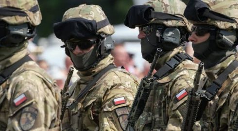 В Польше заявили о готовности применить оружие против Белоруссии