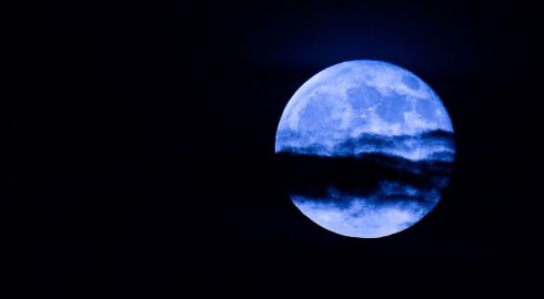 «Голубая Луна»: что это за явление и когда его можно увидеть в Москве