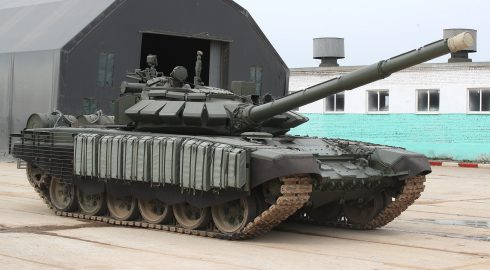 Русский танк «Алёша» деклассировал колонну бронетехники ВСУ под Запорожьем
