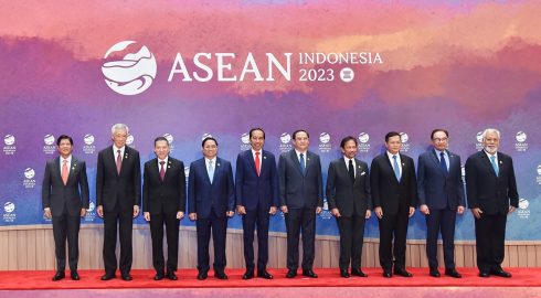 Китай с Россией и США поучаствуют в дипломатической разминке перед саммитом G20 на встрече АСЕАН