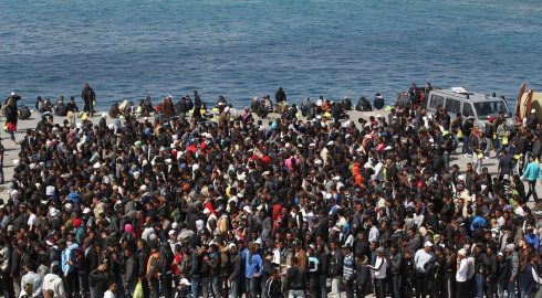 Польша: Россия виновата в миграционном кризисе на Лампедузе в Италии