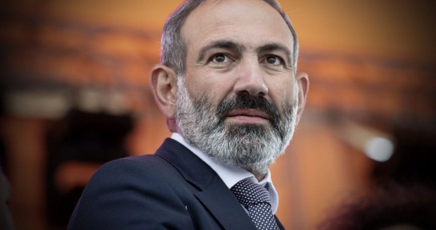 Никол Пашинян собрался на войну: для чего глава Армении делает резкие высказывания