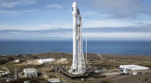 Новый этап космической миссии SpaceX: компания запустила ракету Falcon 9 с 13 спутниками Пентагона