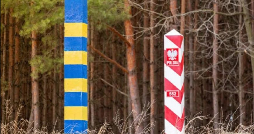 Польша начала выдавать Украине мужчин-беженцев призывного возраста